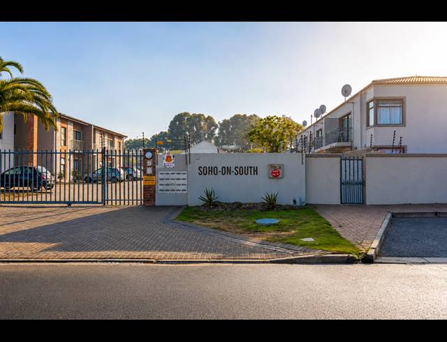 2 BEDROOM APARTMENT FOR SALE IN FLAMINGO VLEI